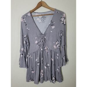 Torrid Womens Top Size 00 Large Gray Tunic Super Soft V Neck Knit Blouse Floral